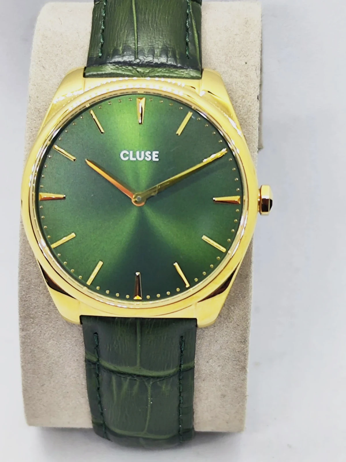 Montre Cluse – Or & Vert Émeraude – Très bon état