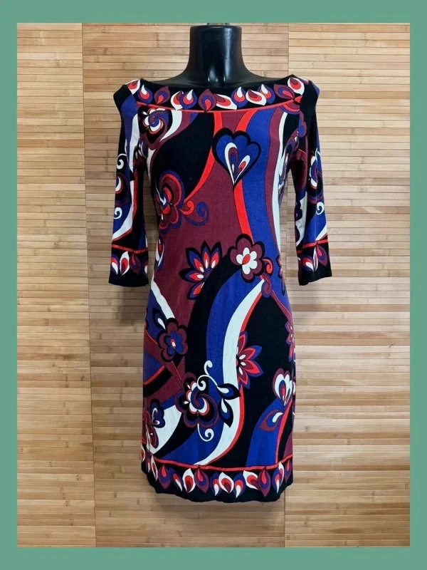Divino vestido viscosa elástica de marca Wallis, talla 38 😍