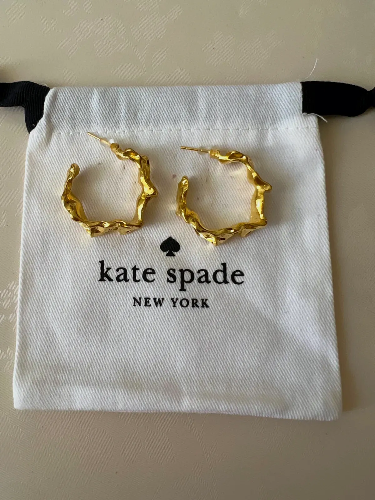 Boucles d'oreilles Kate Spade New York dorées – kate spade – doré 5