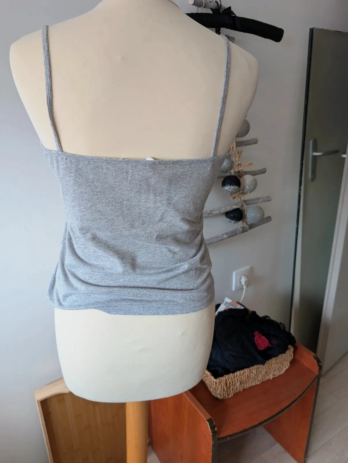 Débardeur / top à bretelles gris (effet brillant ) taille M Promod – Promod – taille L / 40 / 12 2