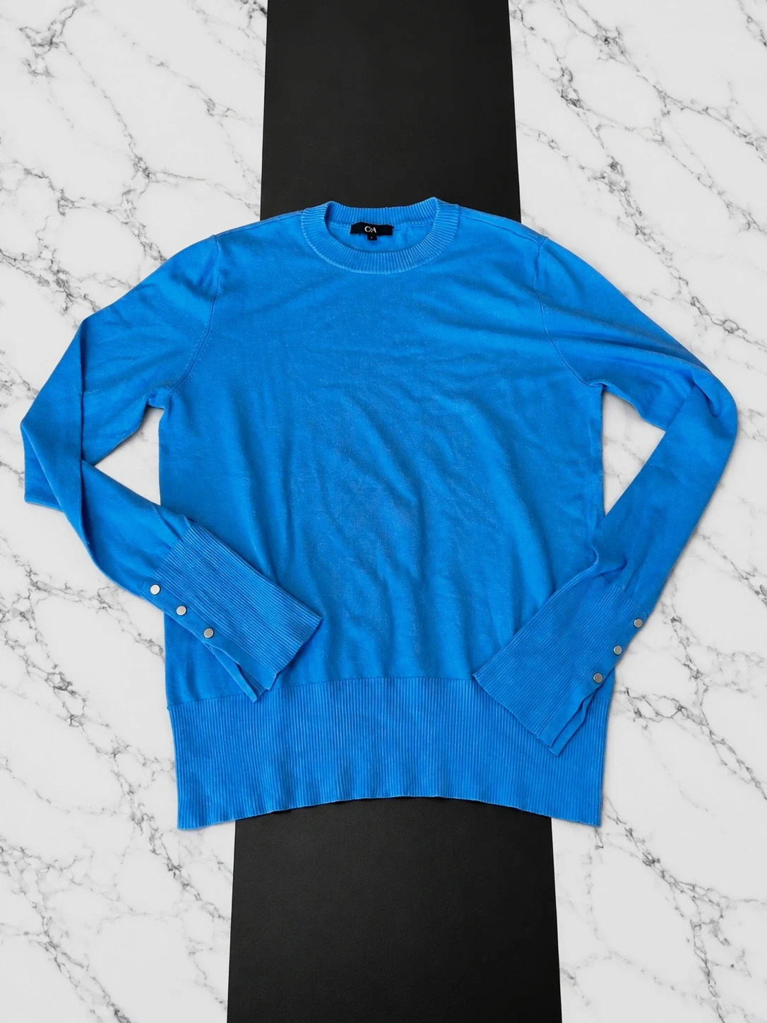 Pull C&A bleu – Taille M – Manches longues à boutons – C&A – taille M / 38 / 10