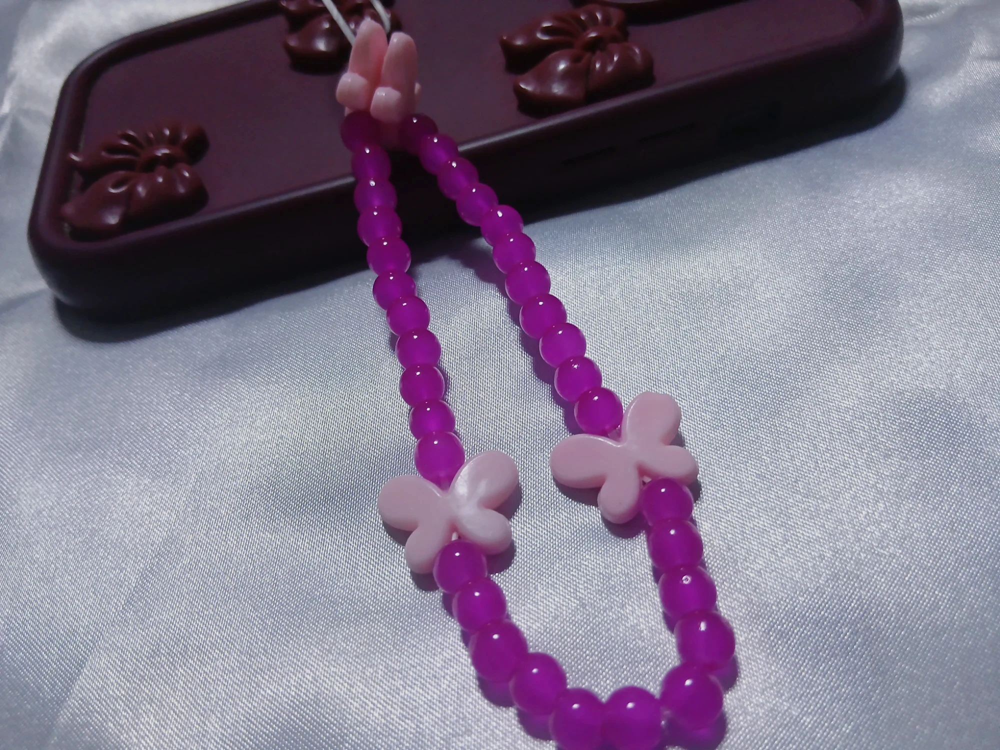 Charme phone tasbih papillon Nour 13