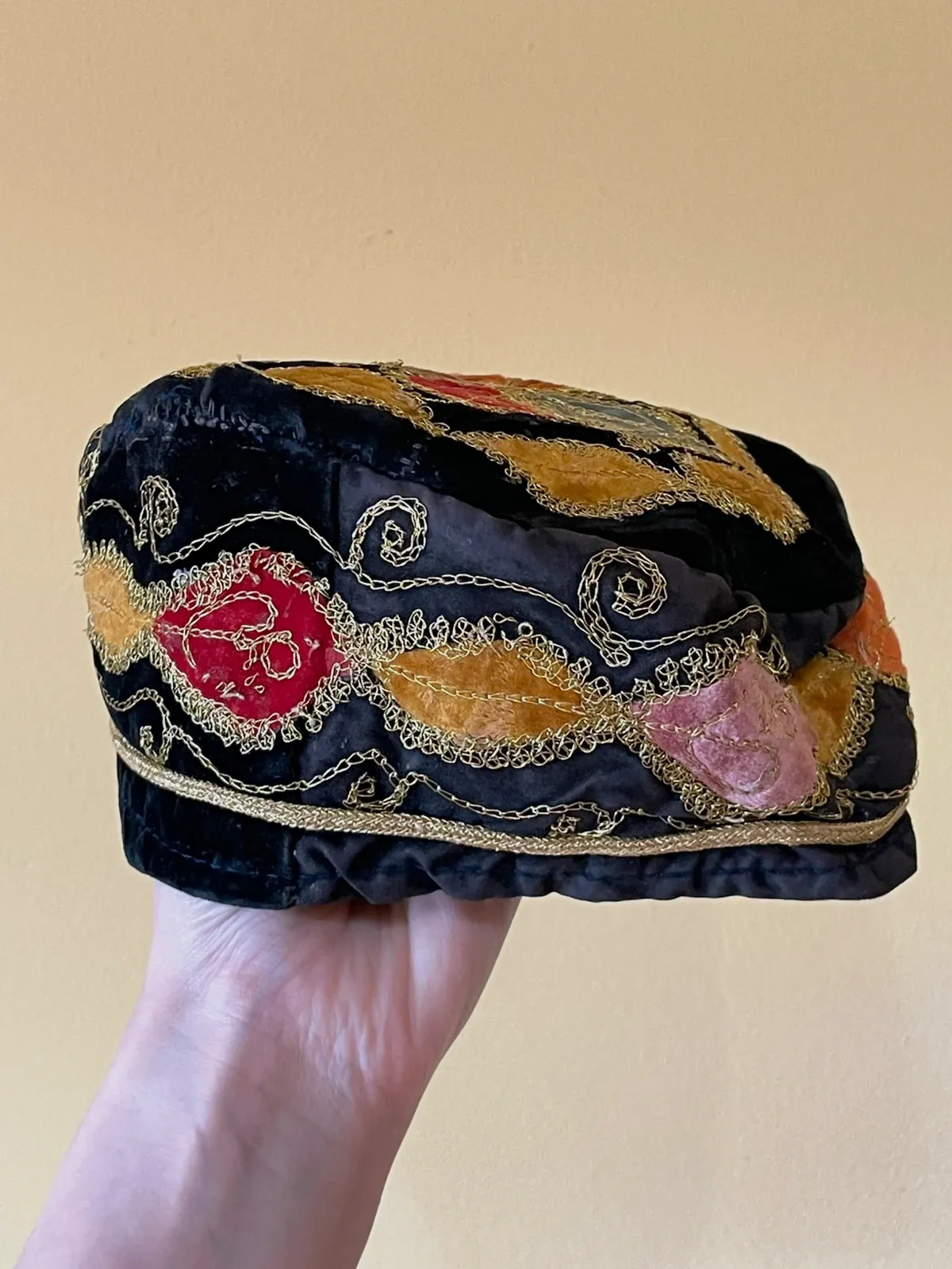 Pack Accesorios Curiosos: Sombrero-Abanico y Gorro Fez – taille Taille unique 2
