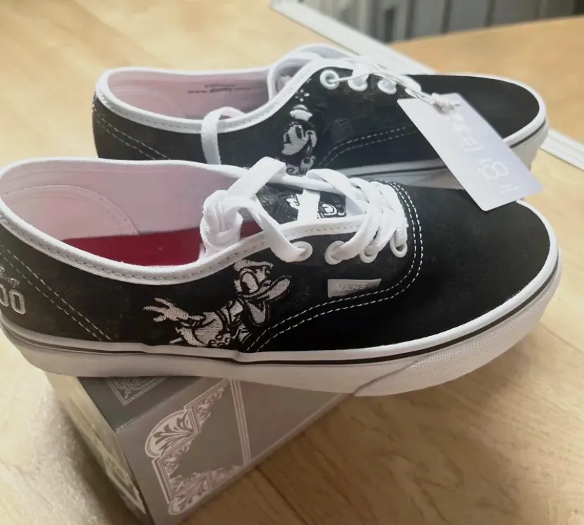 Vans Chaussures noires et blanches neuves – Vans – noir et blanc 2