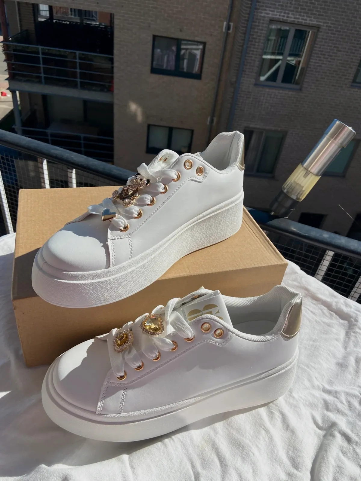 White sneakers 40 – taille 40 4