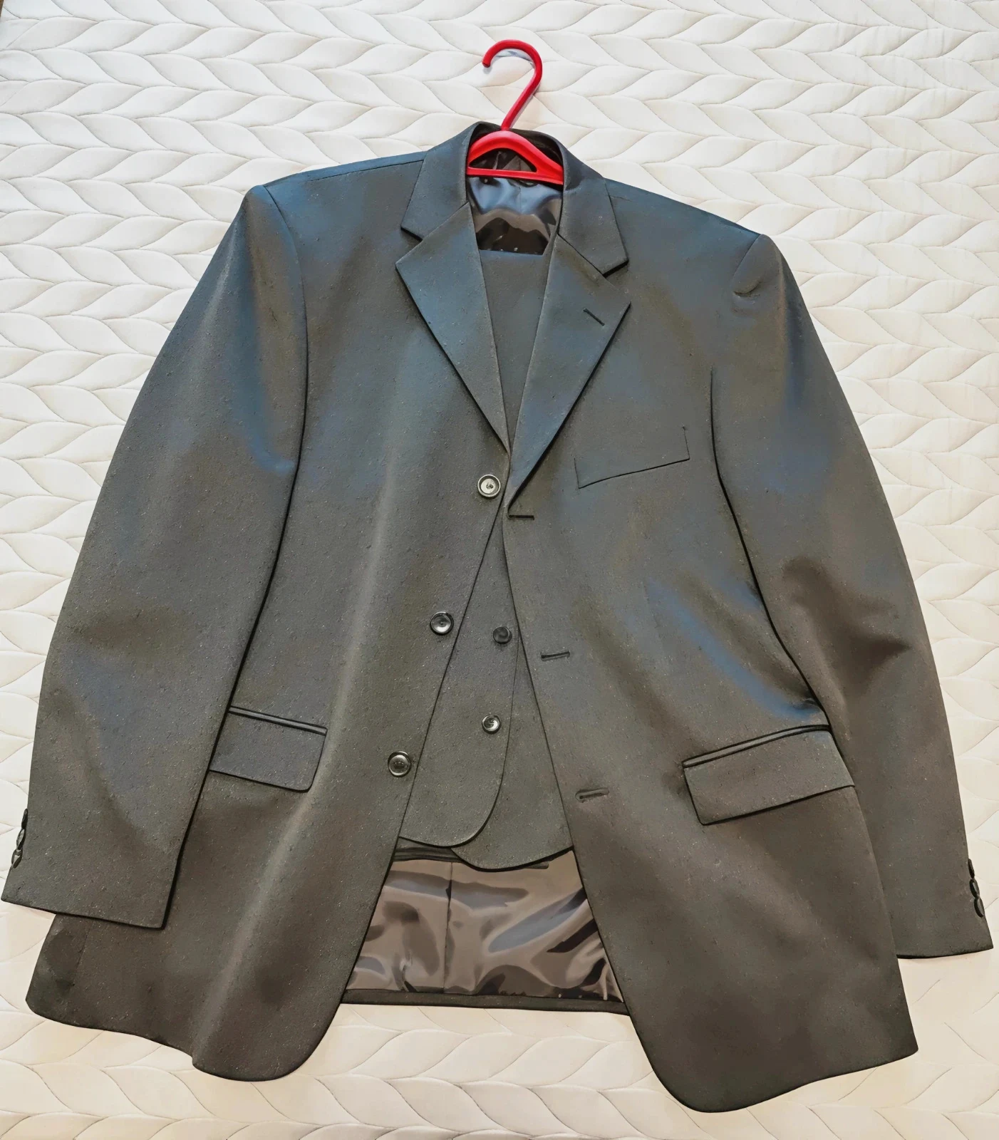Traje gris talla 46