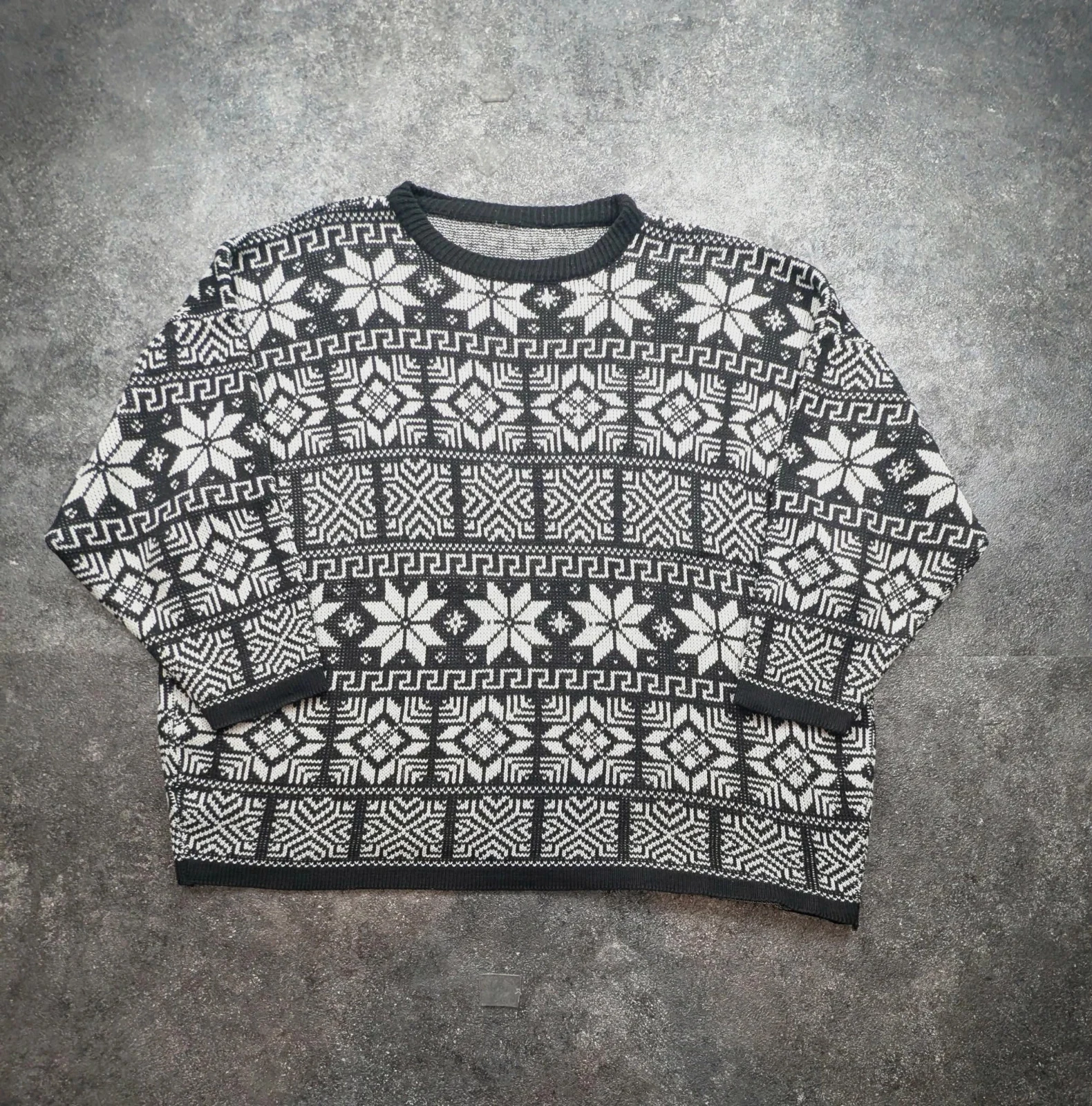 Pull jacquard nordique noir écru – Flocons Fair Isle – XL oversize – Vintage ski rétro