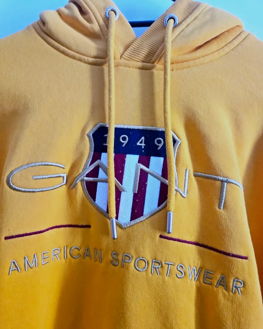 Sweat à capuche Gant jaune avec logo brodé taille S – Gant – jaune – taille S 3