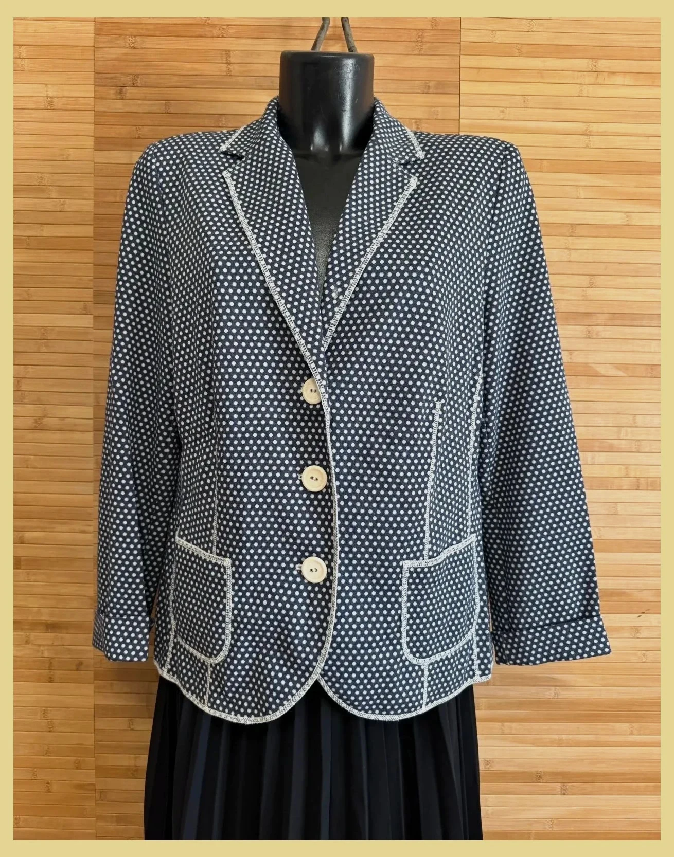 Divino blazer marca Erfo talla 44 😍