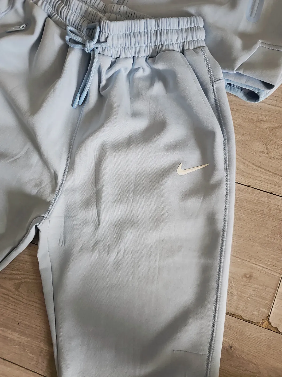 Ensemble de jogging Nike x NOCTA bleu ciel neuf avec étiquette – Nike – taille M 3