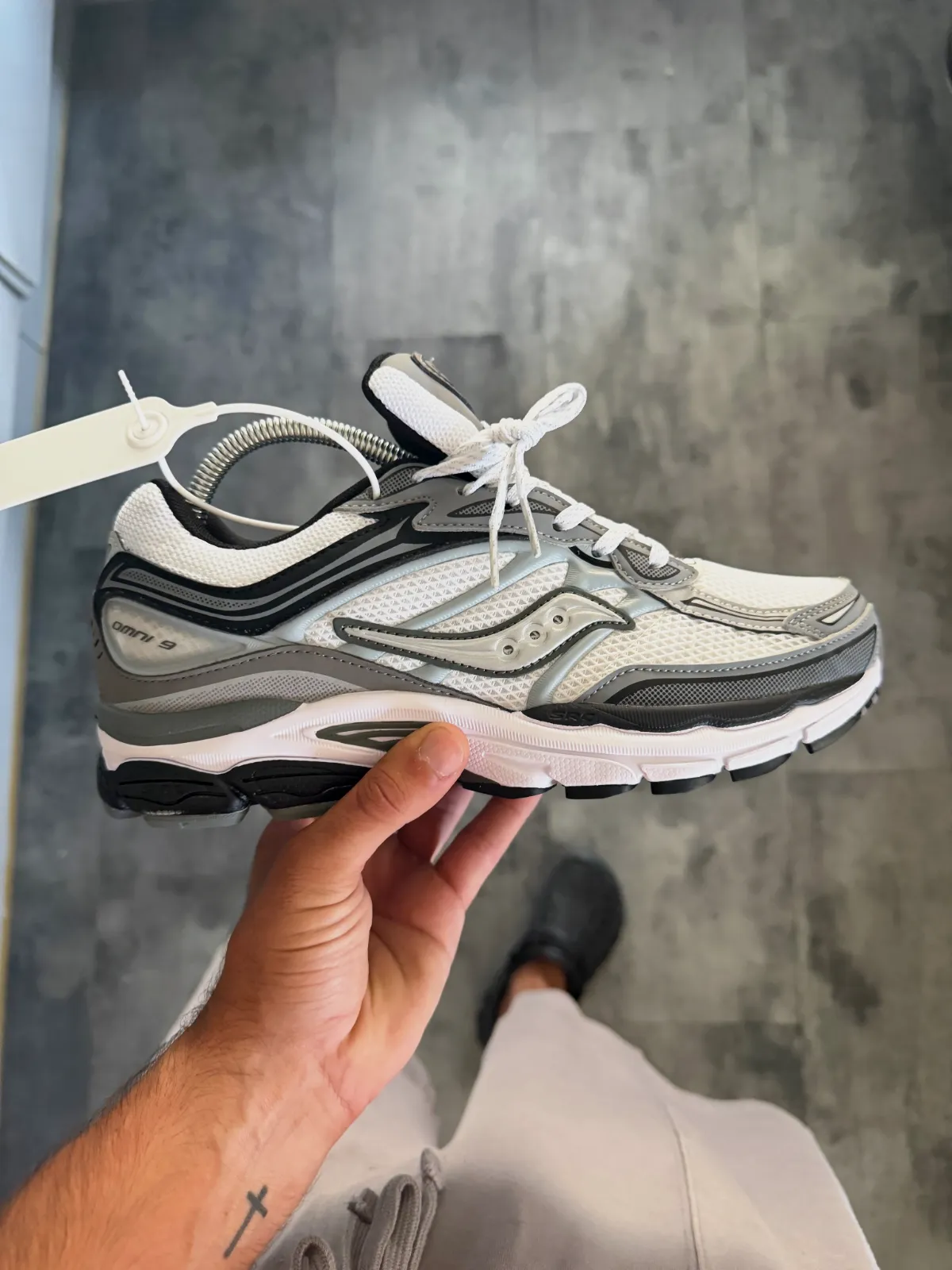 Saucony omny 9 – Saucony – blanc et gris – taille 42 2
