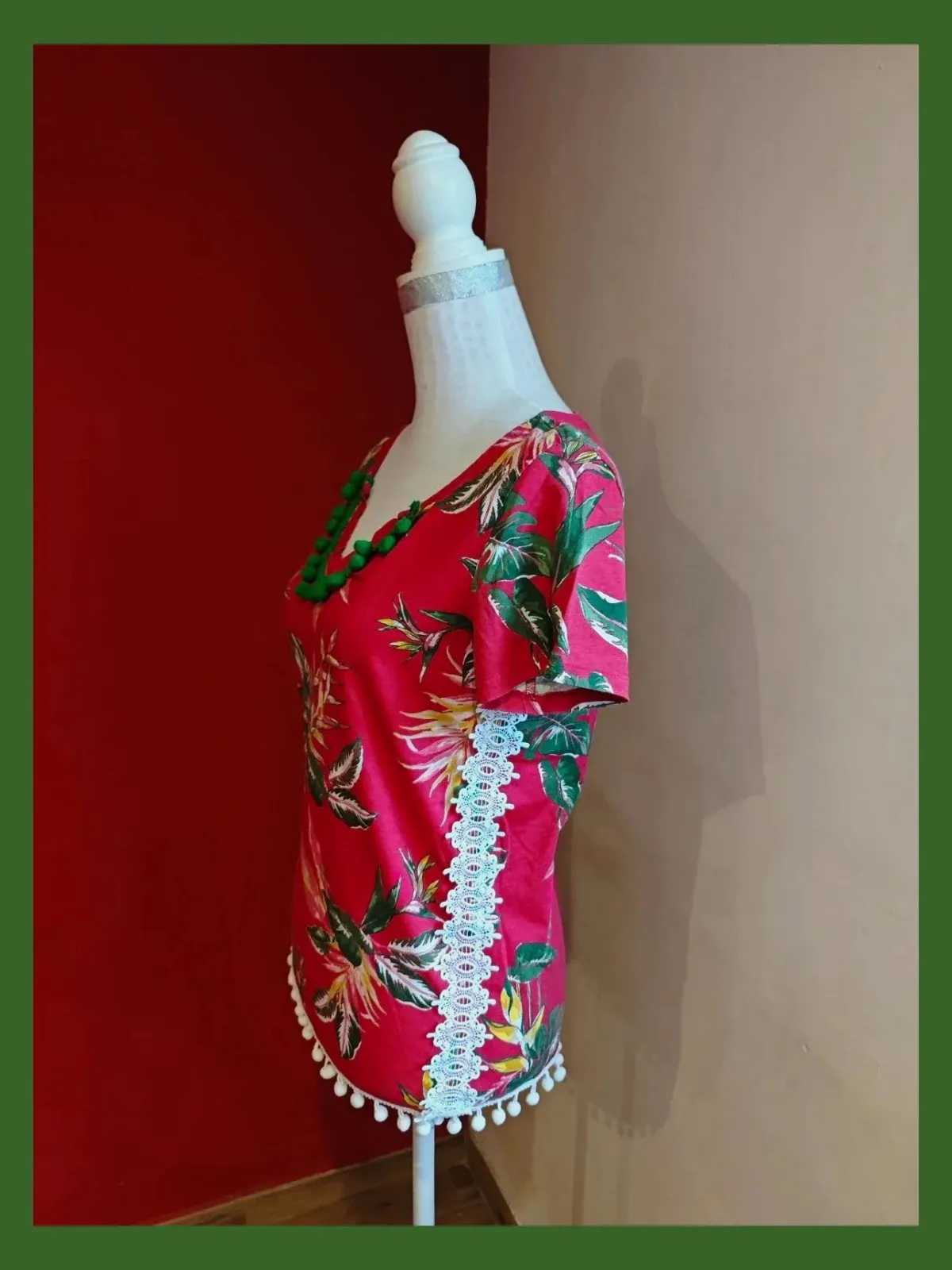 🌺Camiseta de algodón eco-friendly fucsia estampado floral con borlas y crochet – Cortefiel – taille L / 40 / 12 2