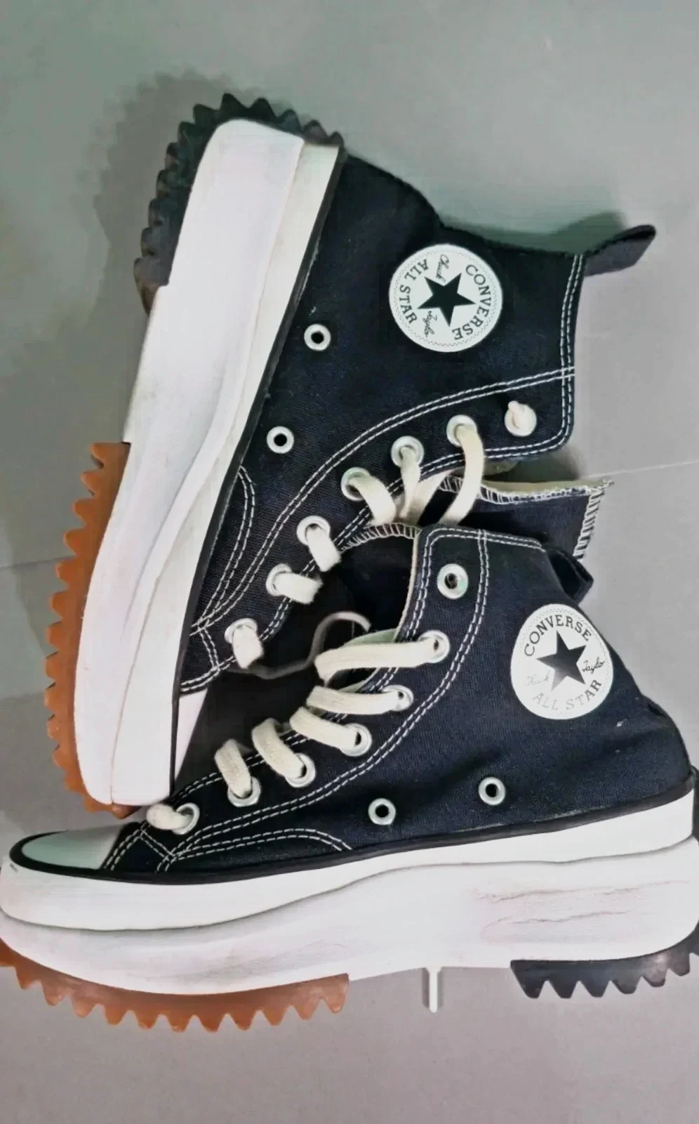 Converse Chuck Taylor All Star negras plataforma