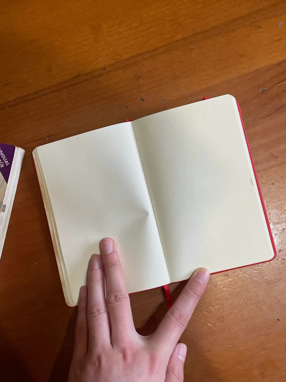 Mini diccionario de bolsillo + libreta pequeña – Berlitz 5