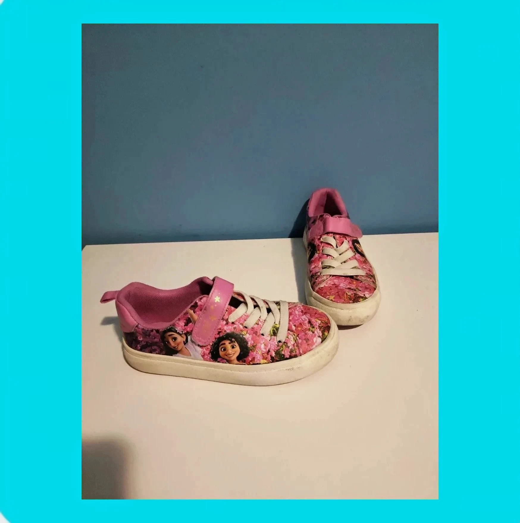🩷 Zapatillas Niña Disney Encanto 🩷 – H&M – taille 29
