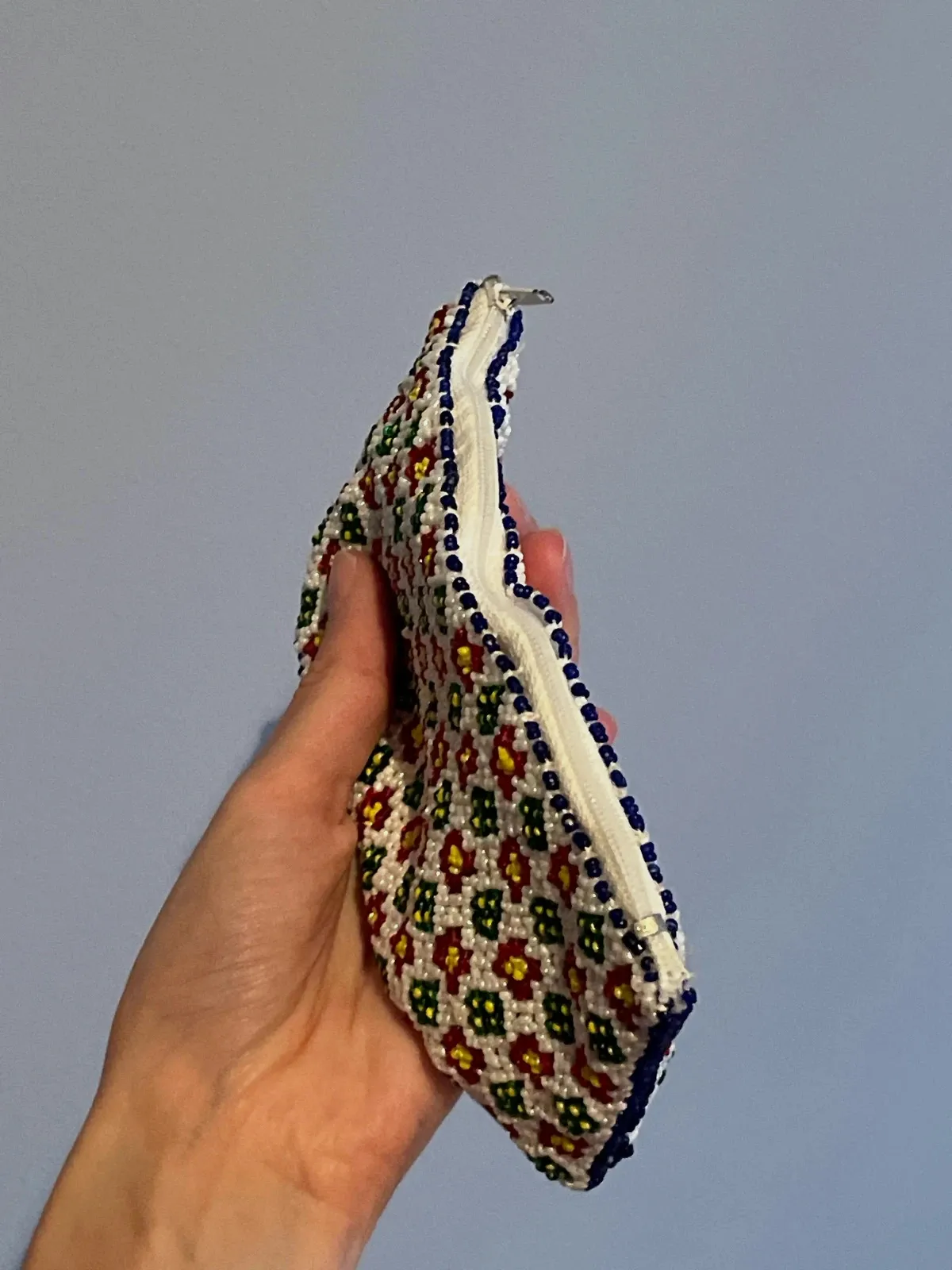 Lote de 2 bolsos de mano: artesanal bordado + clutch dorado – Bijou Brigitte 2