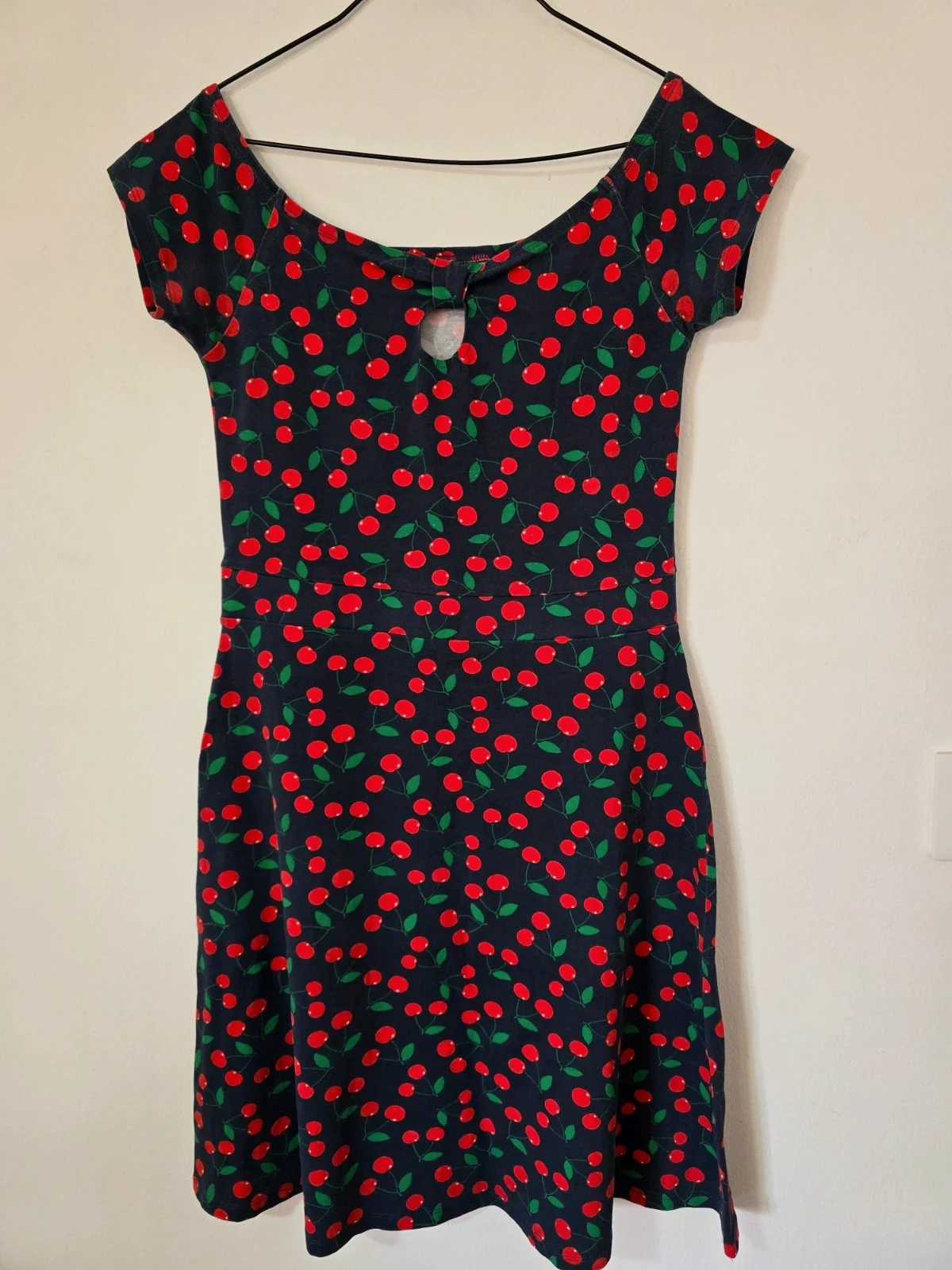 Robe pin-up cerises - Formula Joven t. 38