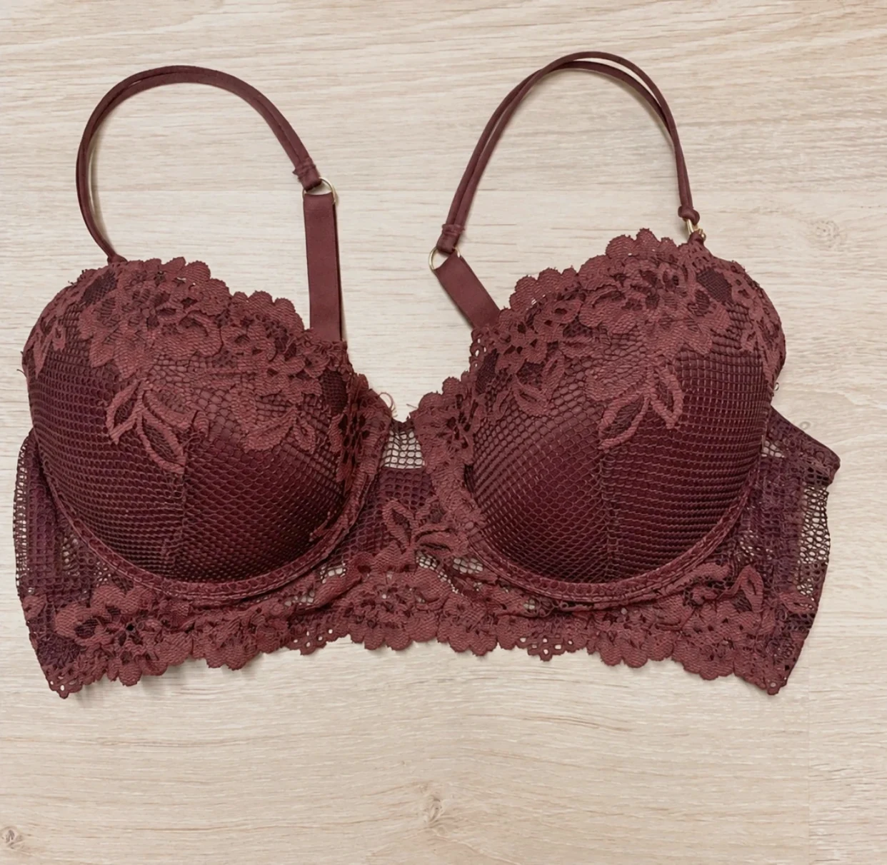 🩷 Soutien-gorge Undiz bordeaux en dentelle – 90D – Undiz – taille 90D