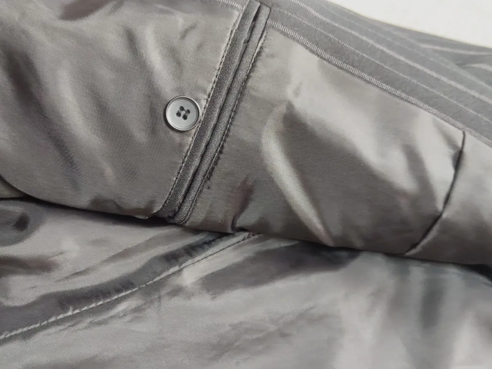 Costume 2 pièces homme (veste + pantalon) noir / gris foncé rayé - Taille L - Ve – Urban Kiabi – taille L 7