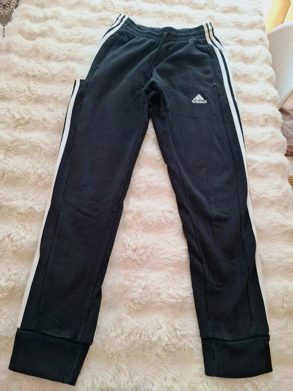 Pantalon de jogging noir Adidas à bandes blanches - Taille S (Homme)
