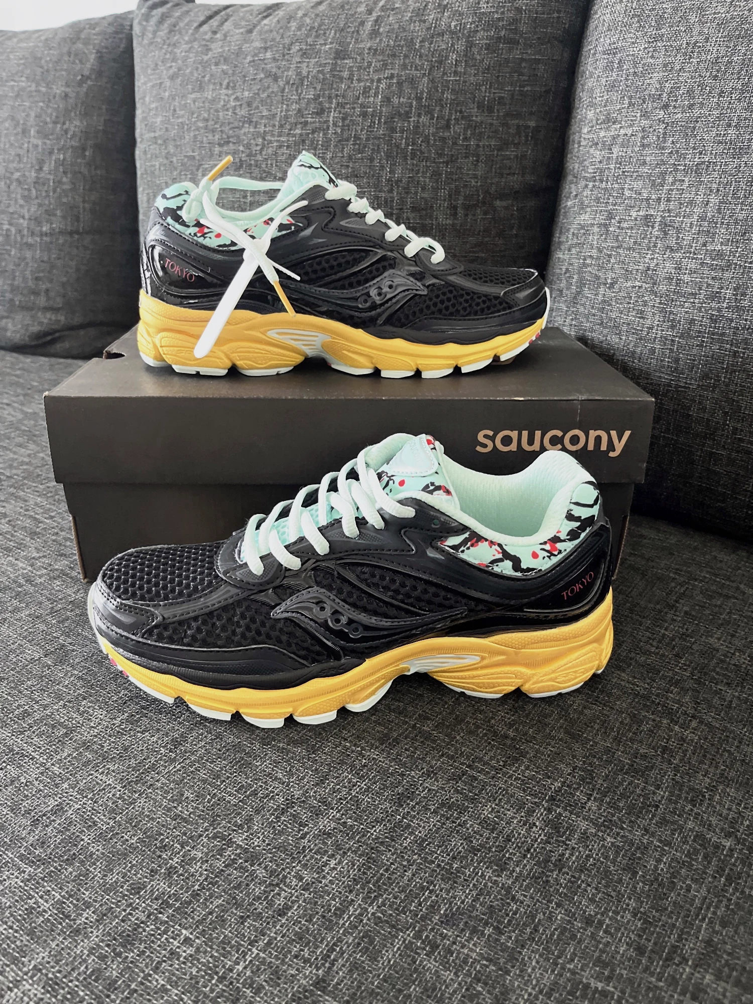 Saucony omni 9 tokyo