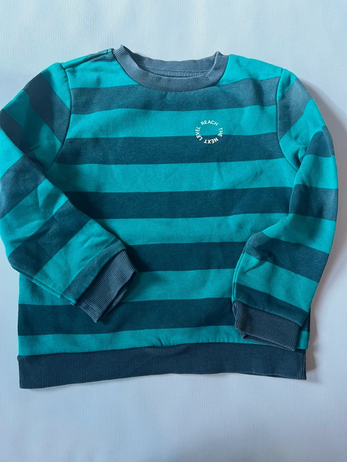 Pull garçon – Kiabi – taille 4 ans / 104 cm