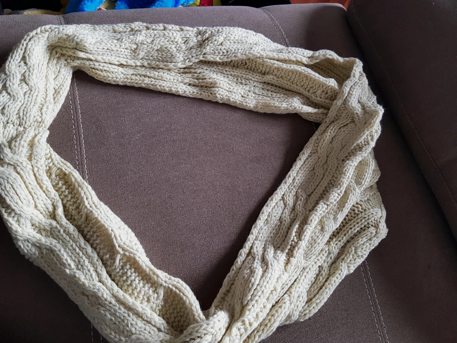 Bufanda infinita color beige con brillo (amsl)(3)