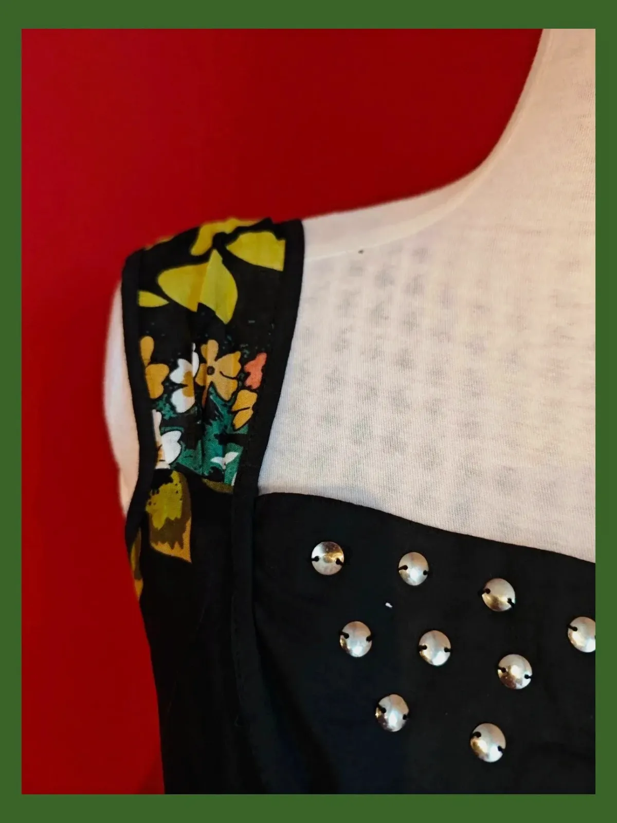 🌺Vestido mini de algodón negro con estampado floral multicolor, con abalorios cosidos, talla M – BbG – taille M / 38 / 10 3
