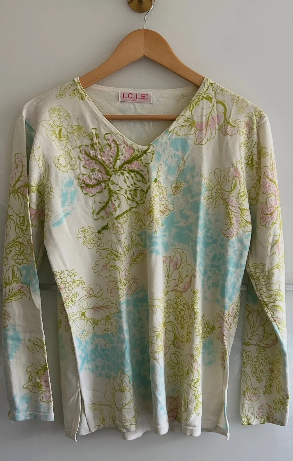 Blouses fin léger I.C.I.E fleuri pastel Taille M/ L Très bon état – ICIE – taille M / 38 / 10
