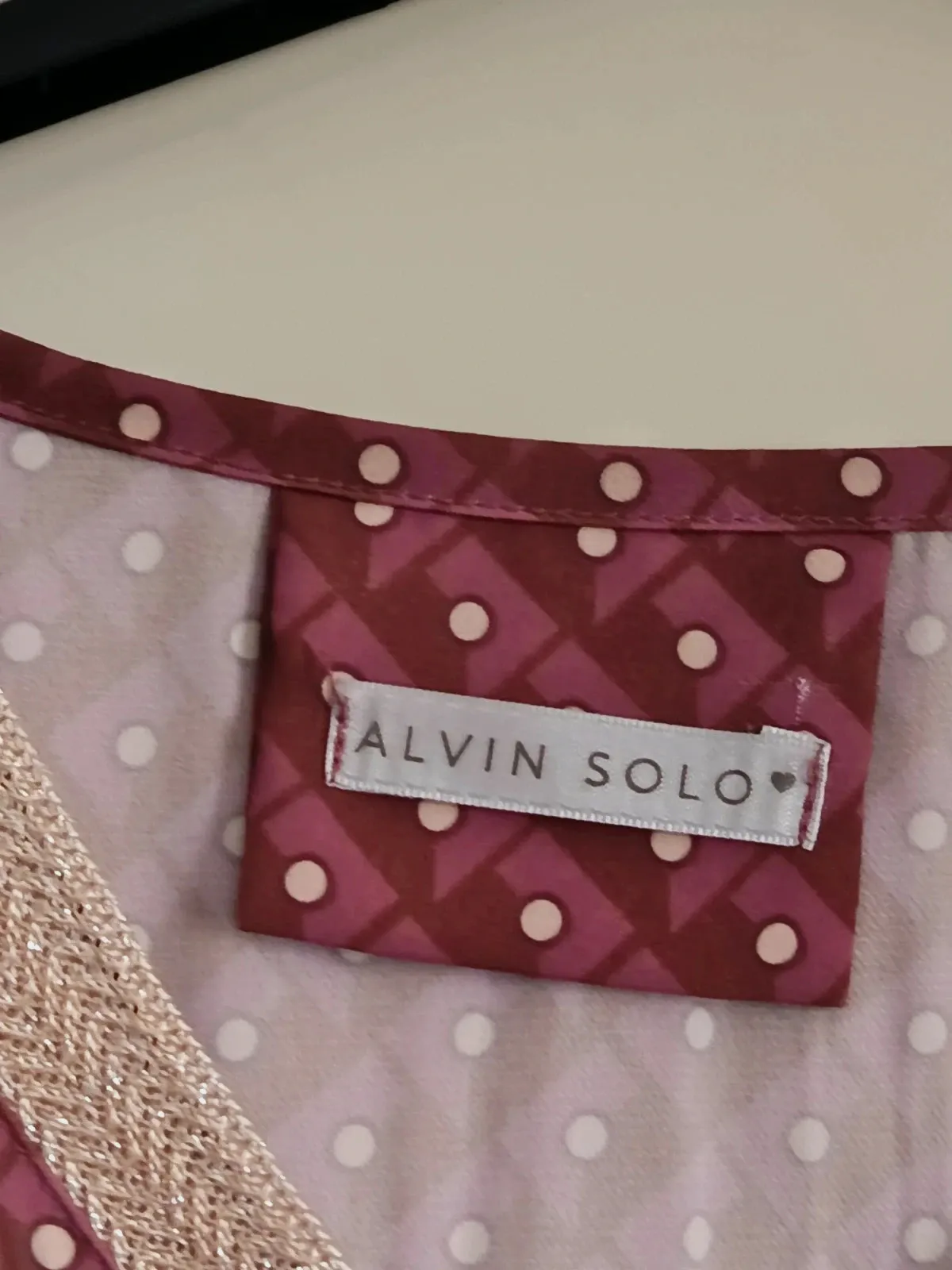 Blusa Elegante Alvin Solo – Estampado Geométrico y Lunares🔥🔥 – Alvin Solo – taille L / 40 / 12 2