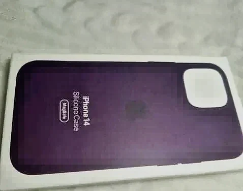Coque iPhone 11 silicone mauve