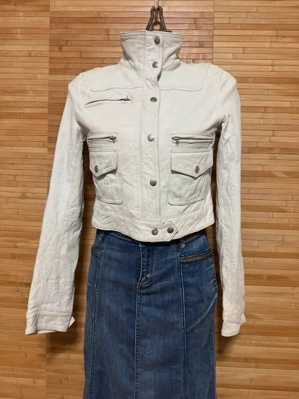 Espectacular chaqueta piel vintage de Stradivarius talla M 😍