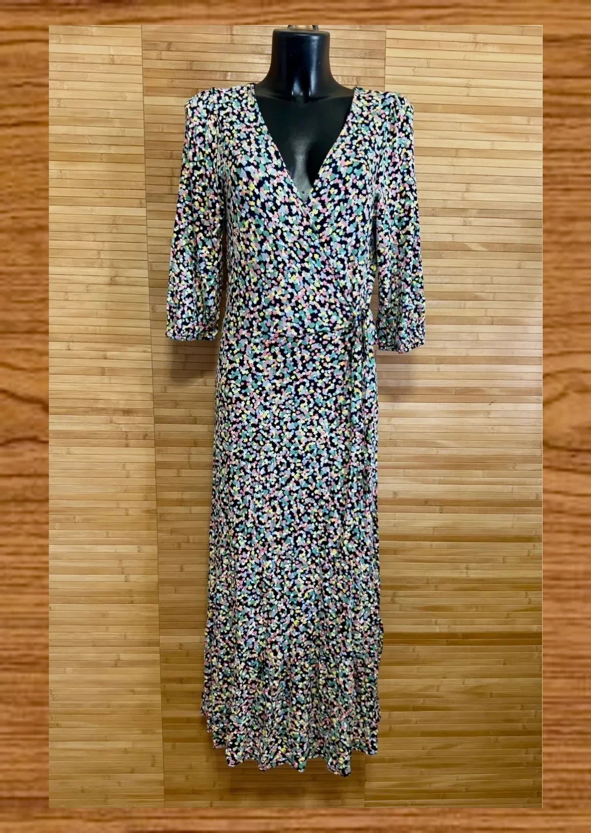 Divino vestido cruzado viscosa elástica de M&co talla 44 😍