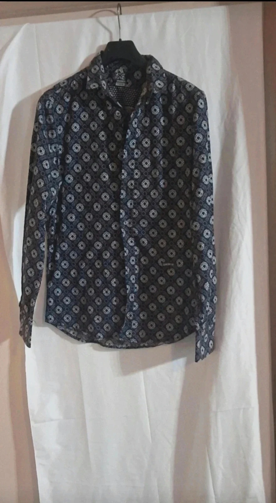 Chemise homme – taille L – motif graphique noir et blanc – très bon état