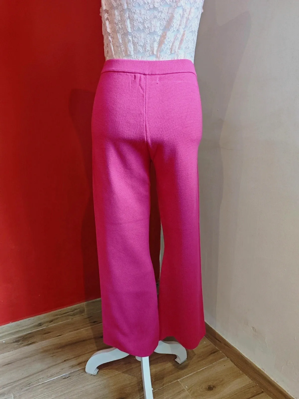 🌺 Pantalón de punto fucsia con pata ancha – Sfera Collection – taille S / 36 / 8 5