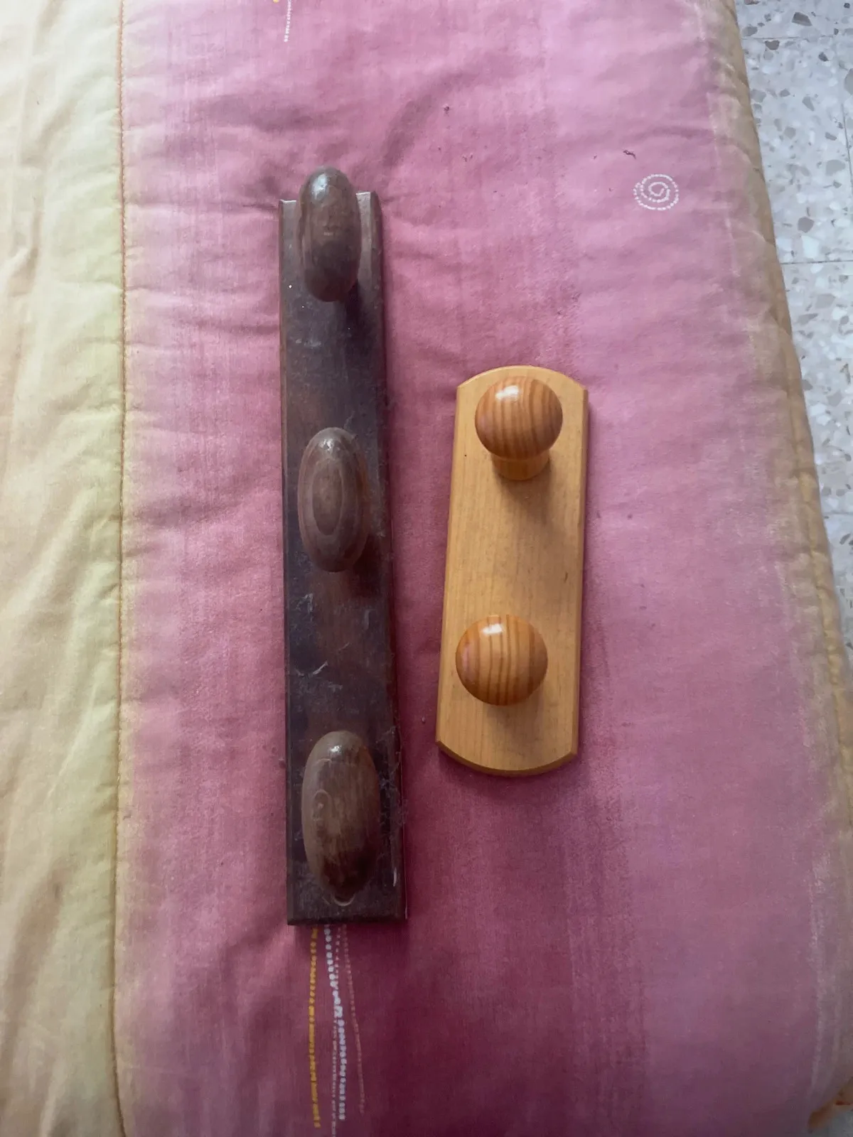 Colgadores de madera – Madera 3