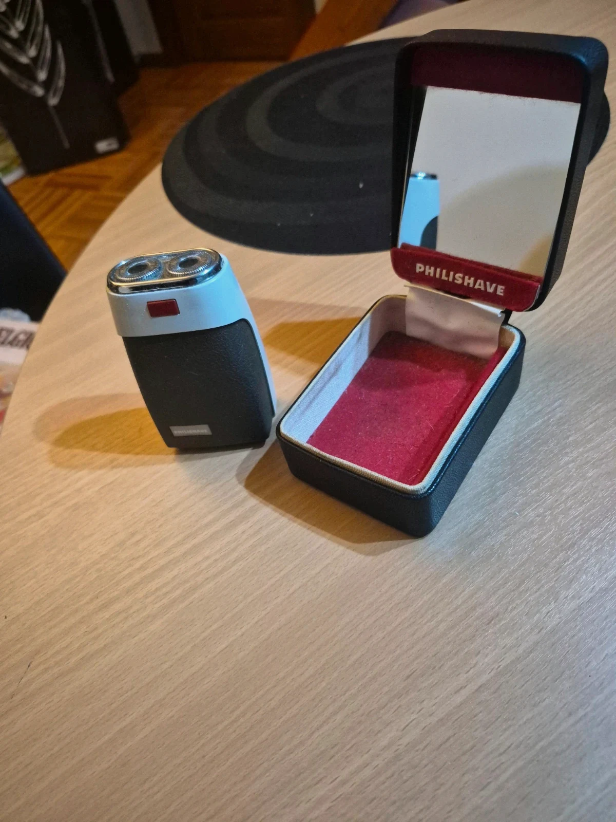 Rasoir vintage Philishave HP1203 Philips années 60 – fonctionnel – écrin miroir d'origine