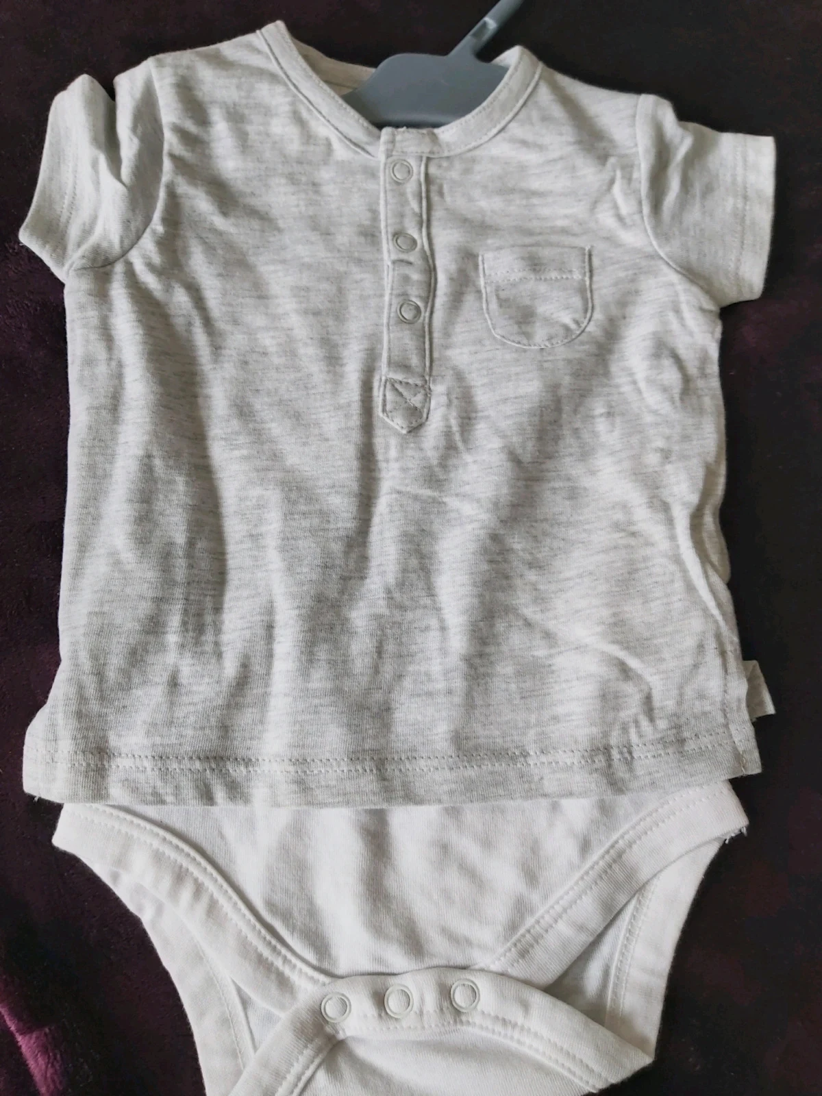 Body t-shirt uni taille 6mois