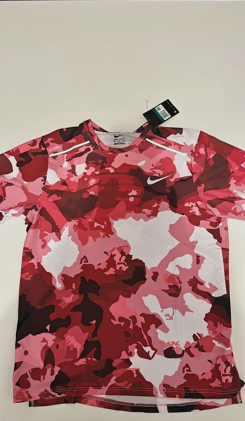 T-shirt de sport Nike Dri-FIT Camouflage Rose - Neuf avec étiquette – Nike – taille L