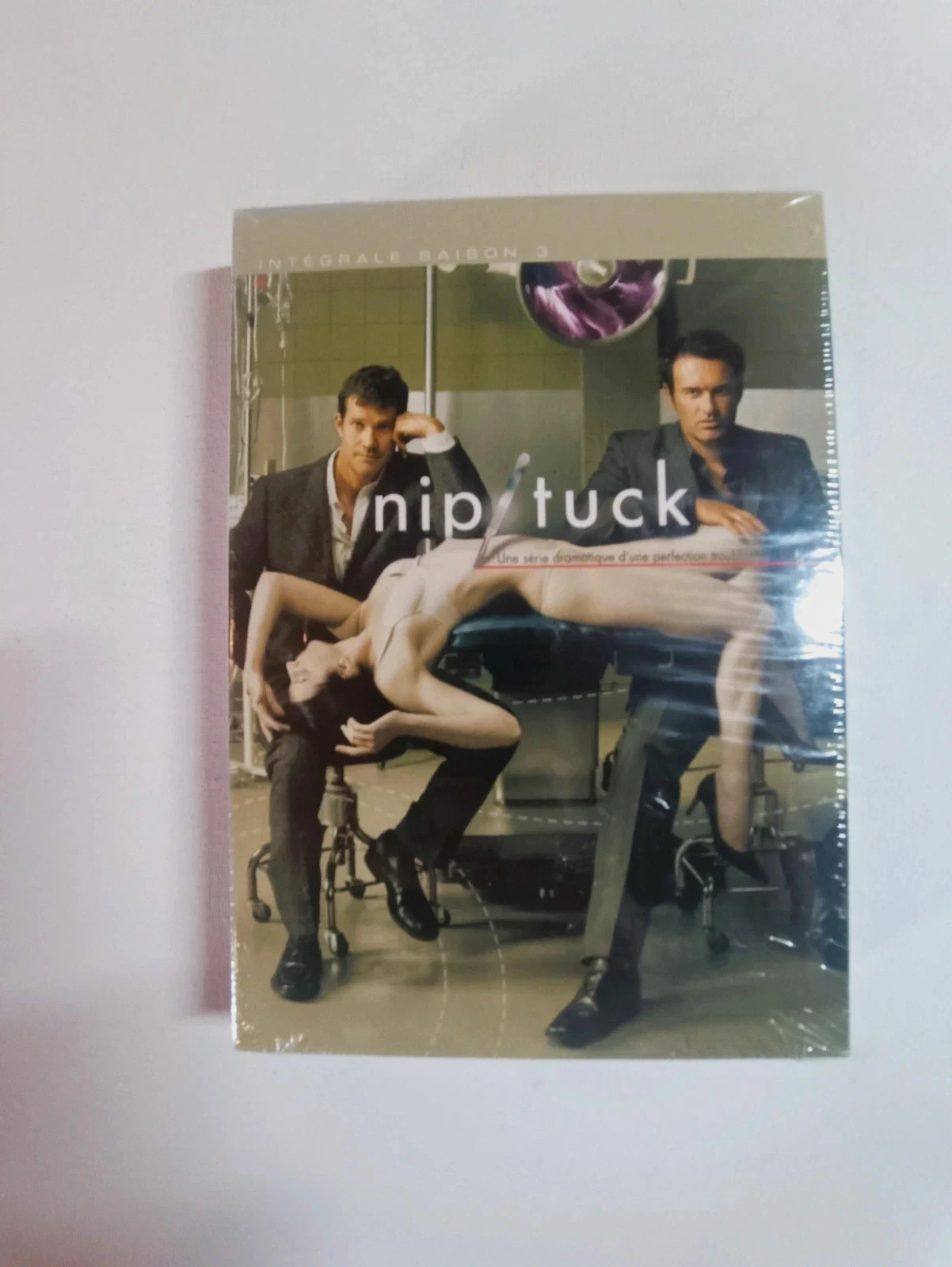 Coffret Dvd Nip Tuck saison 3 sous blister