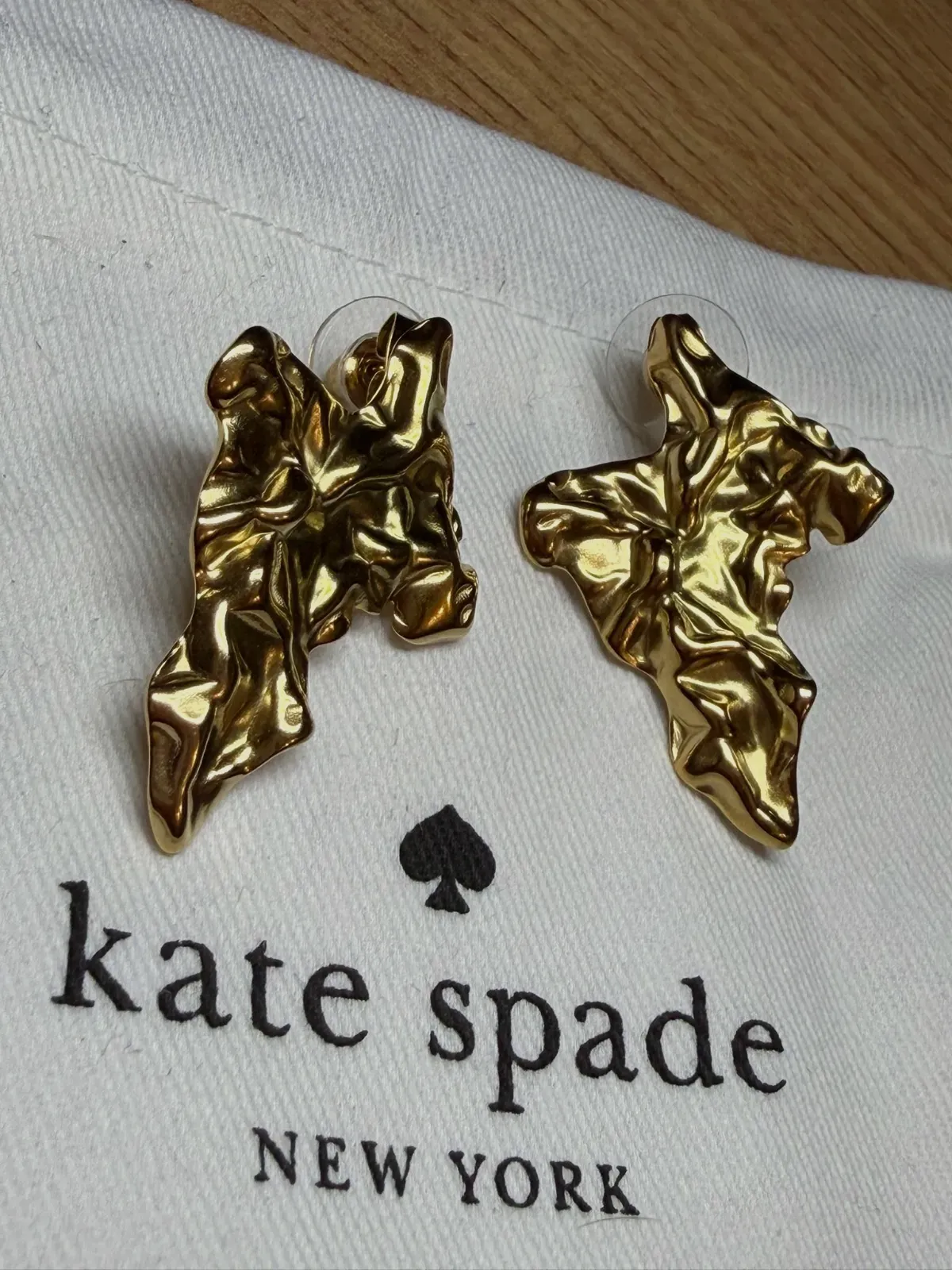 Boucles d'oreilles Kate Spade dorées martelées – kate spade – doré – taille Taille unique 3