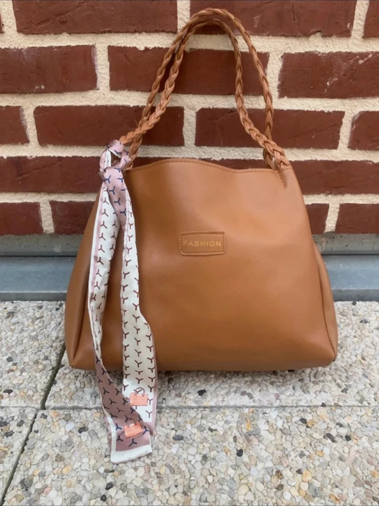 👜 Grand sac cabas camel avec anses tressées + foulard