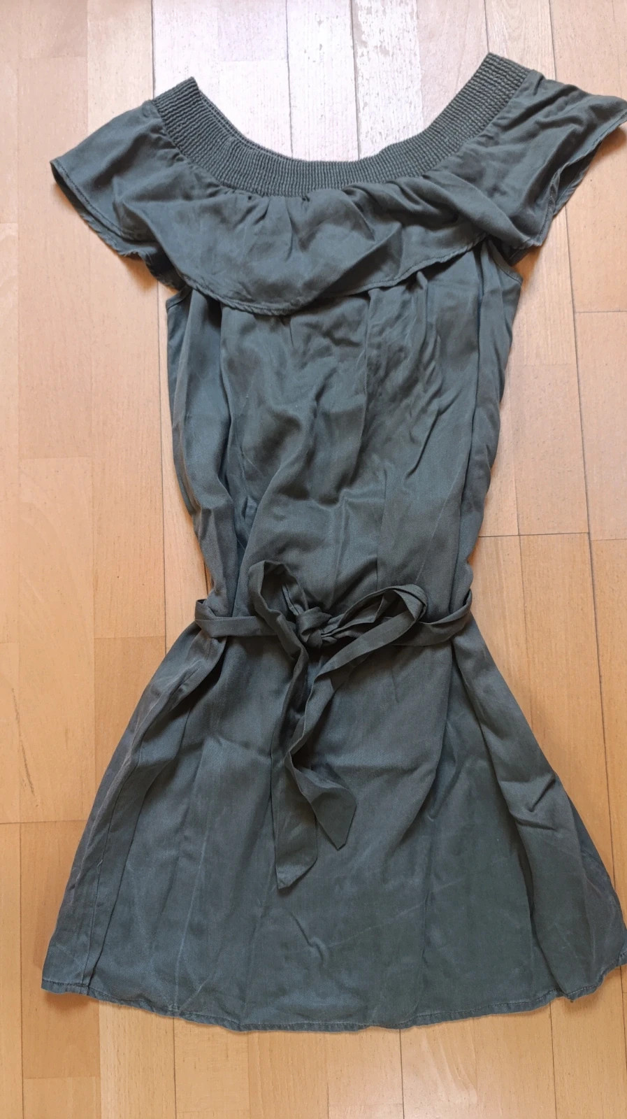 Vestido verde sin hombros – Kiabi – taille L / 40 / 12