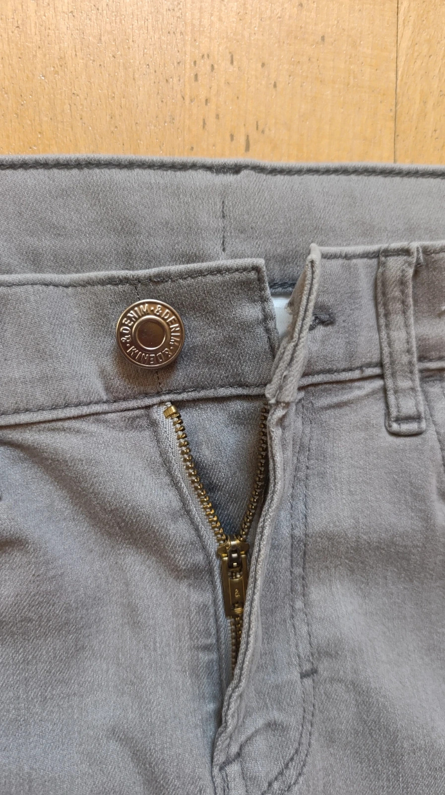 Pantalón vaquero corto gris – H&M – taille XS 5