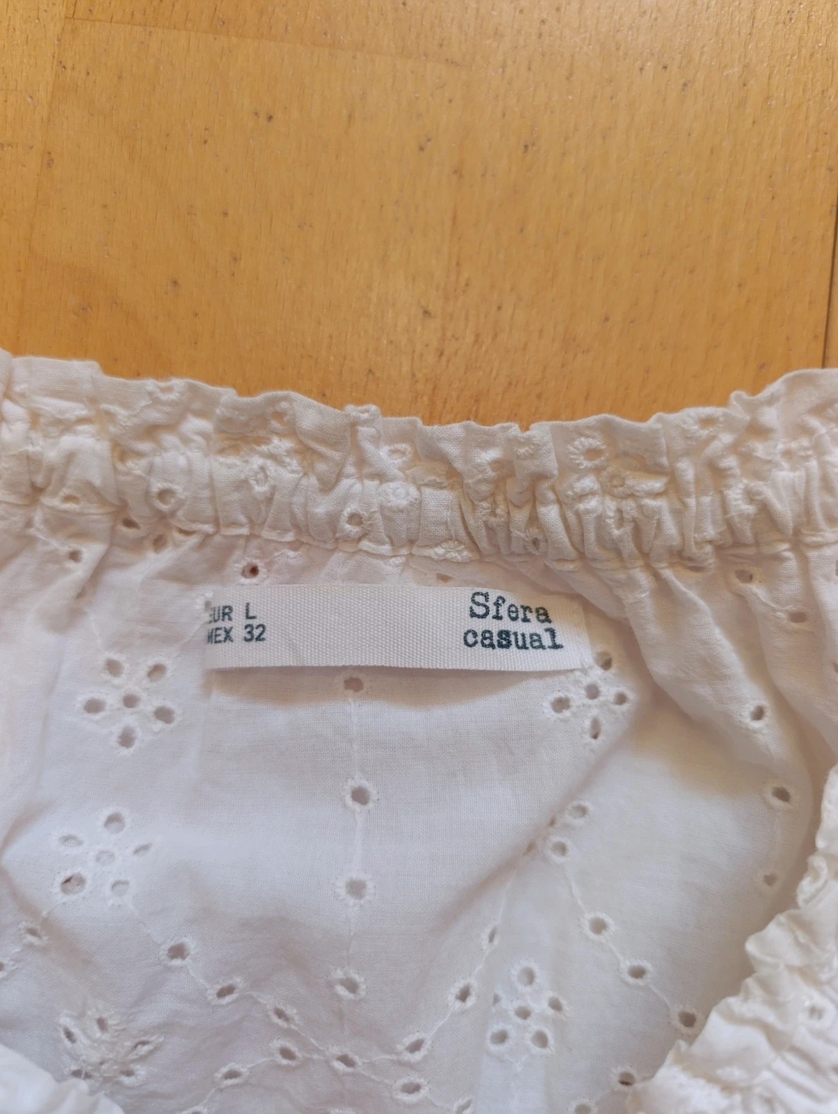 Blusa blanca sin hombros – Sfera – taille L / 40 / 12 5