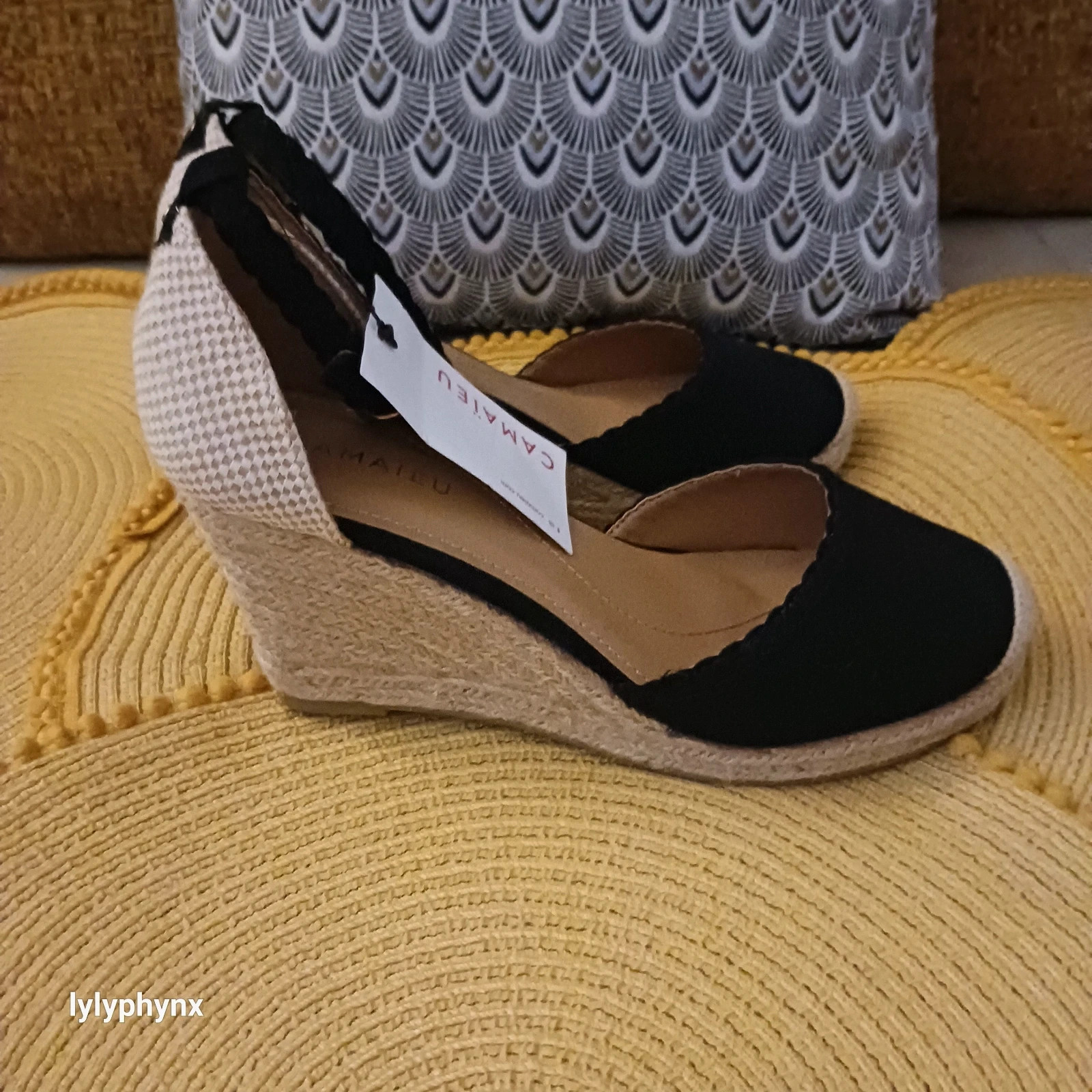 Sandales à talon compensé à bout fermé et semelle de corde femme noir . Camaïeu – Camaïeu – taille 39 5