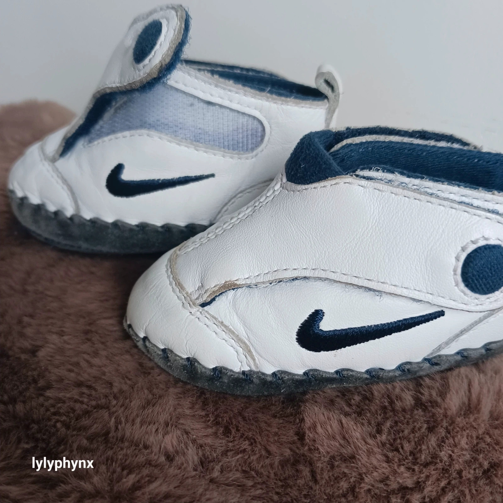 👟 Chaussures bébé Nike blanc et bleu marine – Nike – taille 18 3