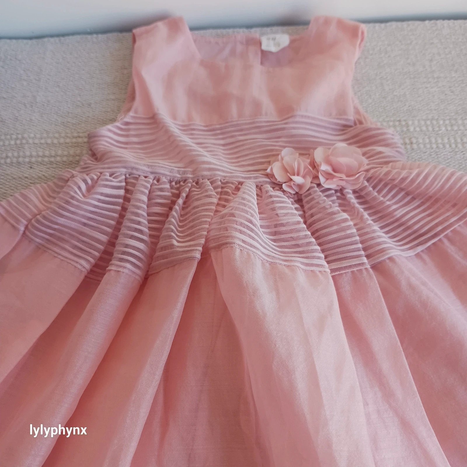 robe de cérémonie rose pâle H&M – H&M – taille 9-12 mois / 74 cm 2