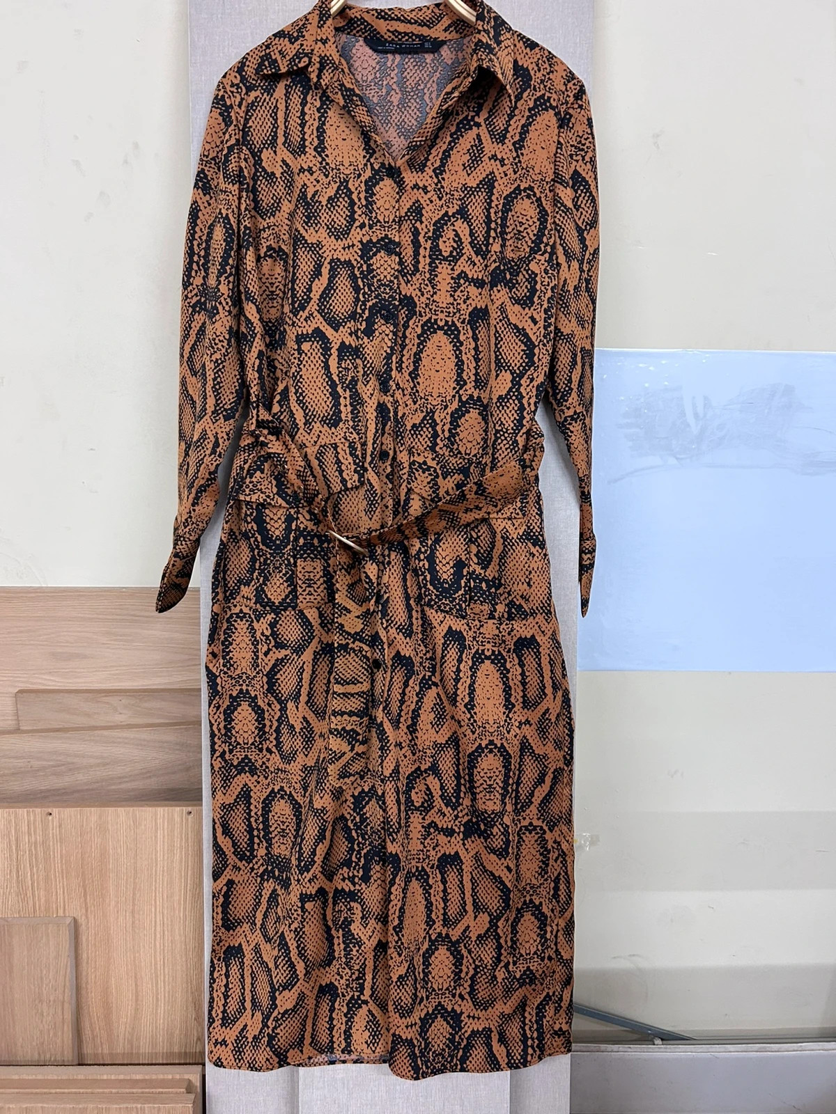 Vestido serpiente Zara S – Zara – taille S / 36 / 8