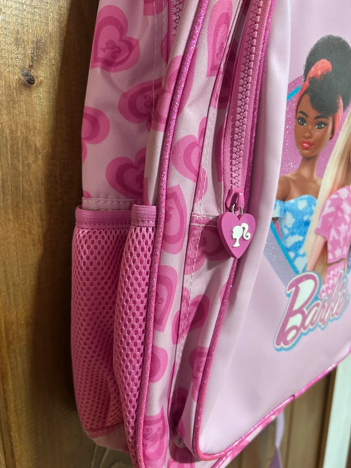 Mochila escolar Barbie rosa – Barbie 4